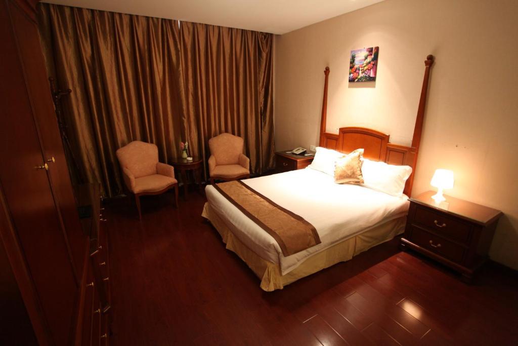 Junpeng Hotel 4*